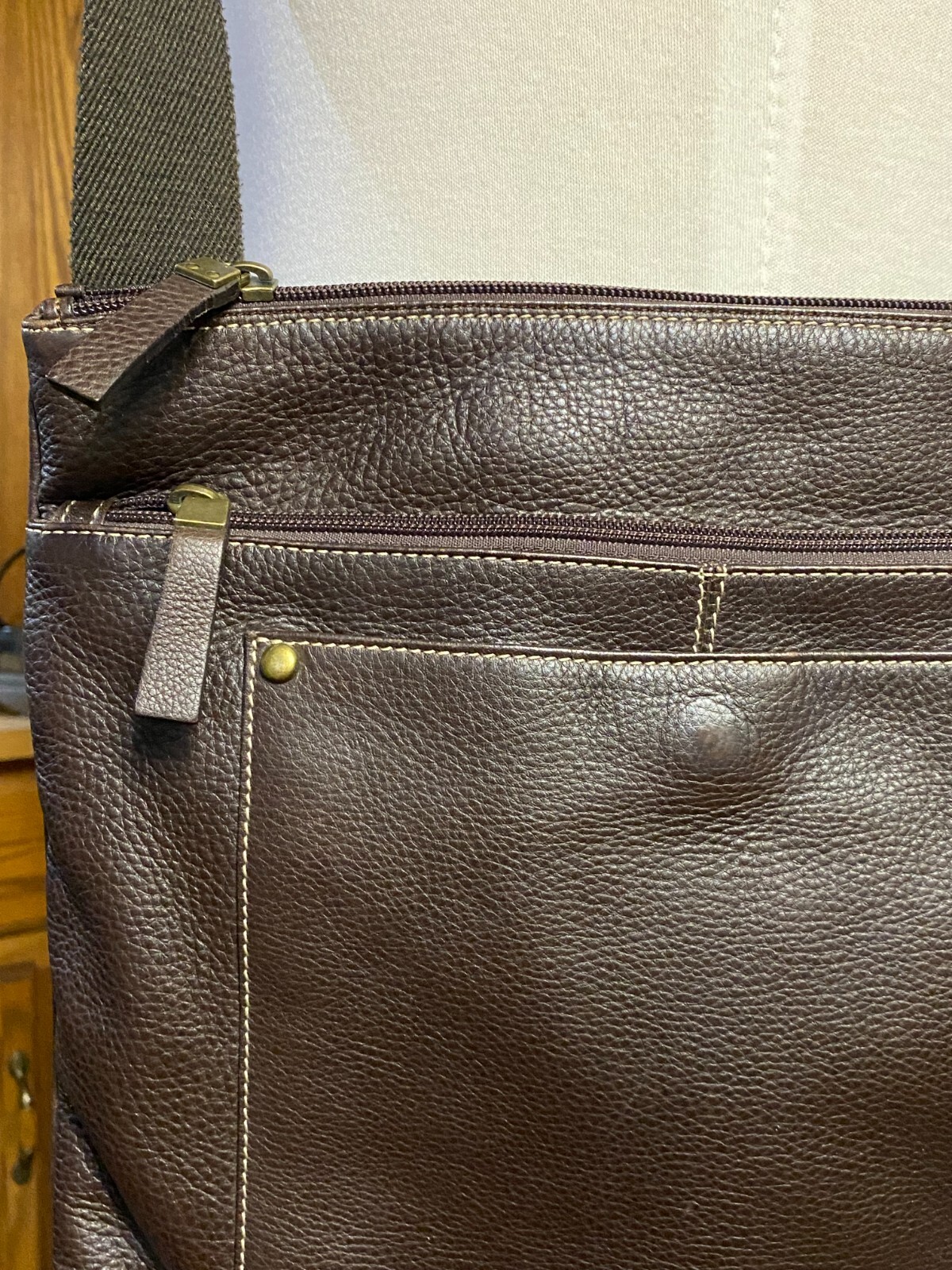 EUC Puntotres Brown Leather Messenger Bag – Made in Spain SO NICE!