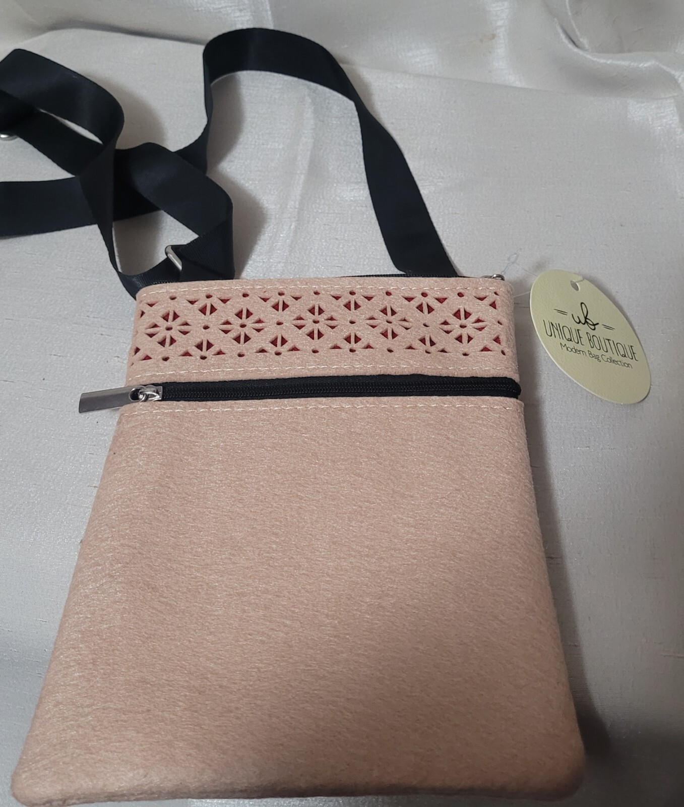 NWT Unique Boutique Modern Bag Collection Crossbody Messenger Style Cream TAN