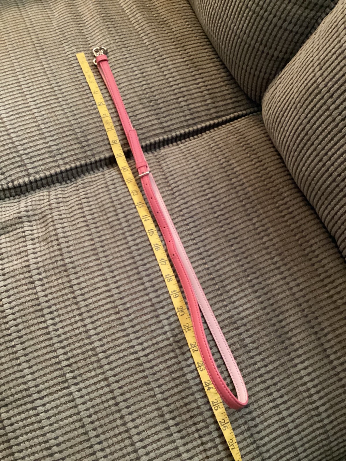 Kate spade crossbody,pink beautiful. Approximately 9 in by 12 in.Adjustable stra
