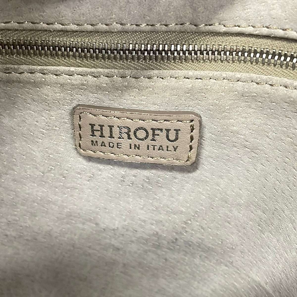 HIROFU Gray Leather Tote Bag