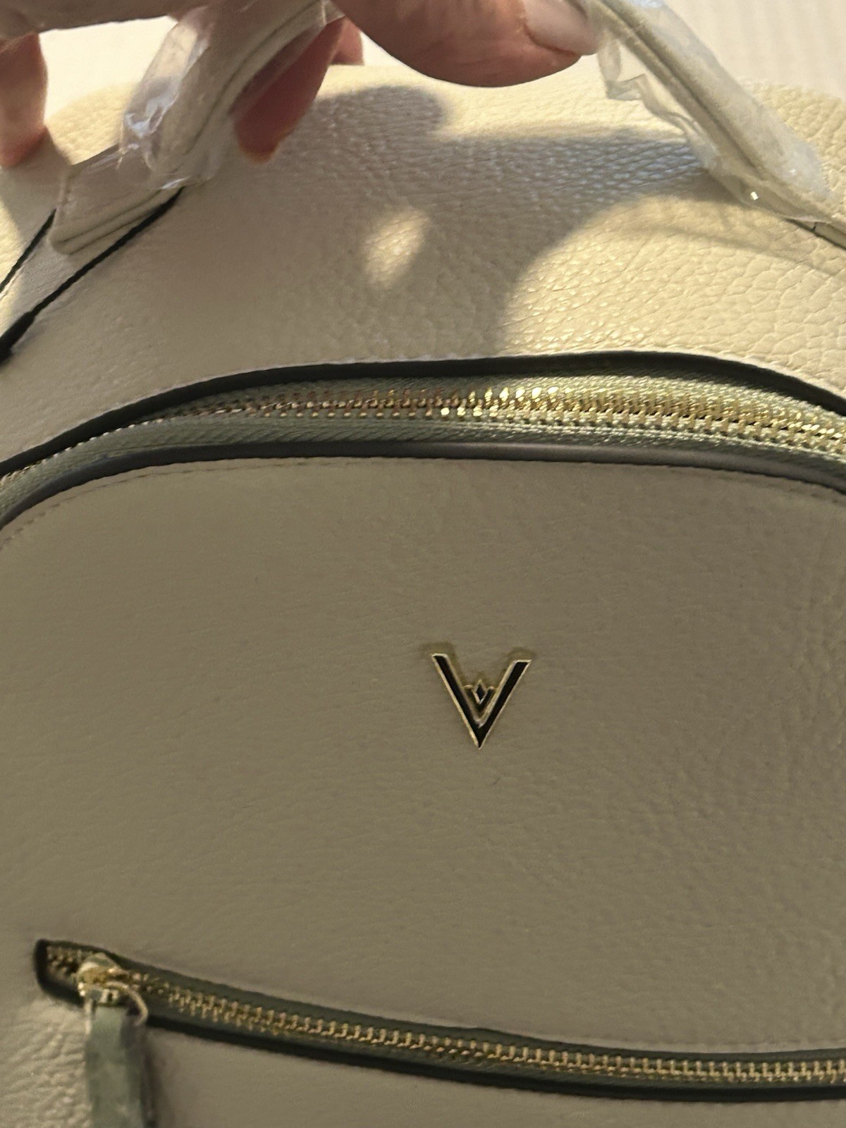 NWT Wm’s Vanessa Williams Backpack Bone/IvoryW Mint Trim/ Dust Bag Included