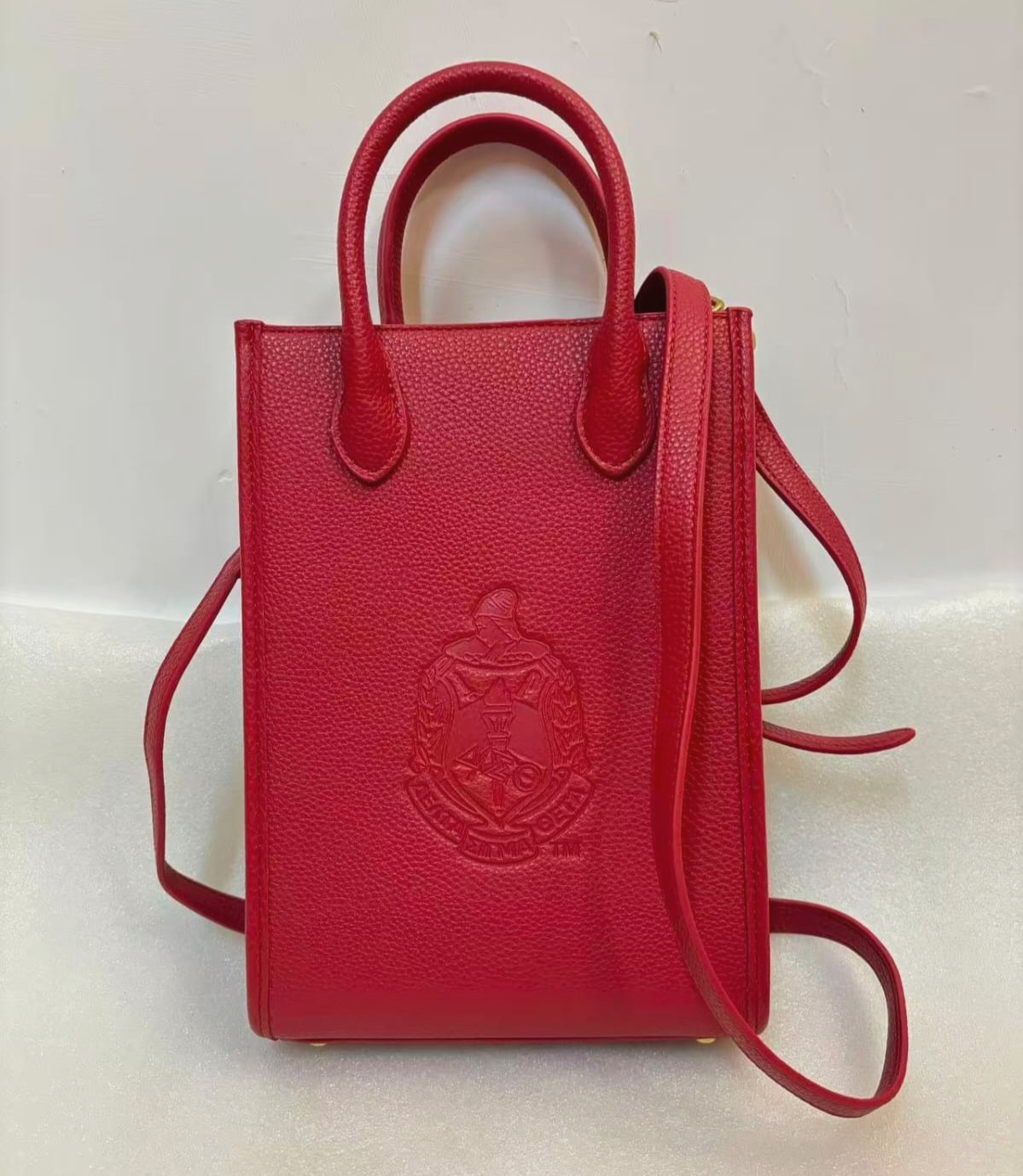 DELTA SIGMA THETA CROSSBODY BAG , DST RED CROSS BODY BAG WITH EMBOSS CREST,