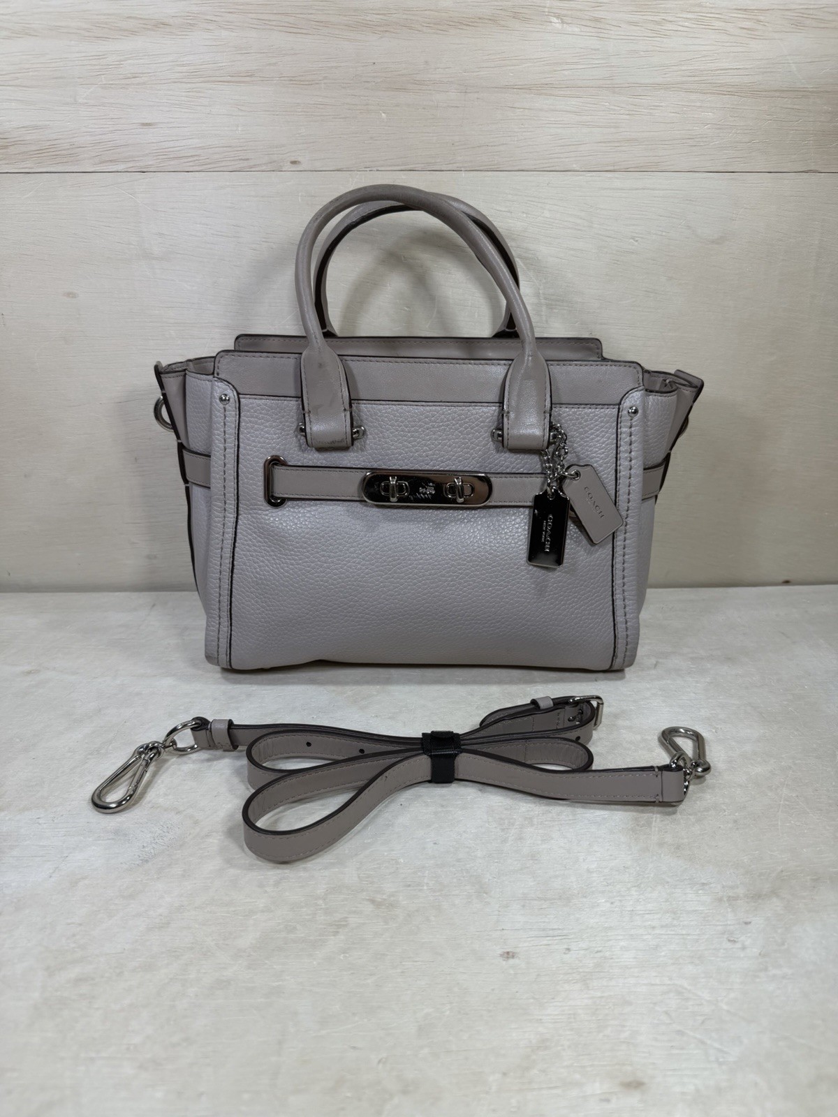 Coach Swagger 27 Satchel Grey Pebble Leather Handbag Crossbody