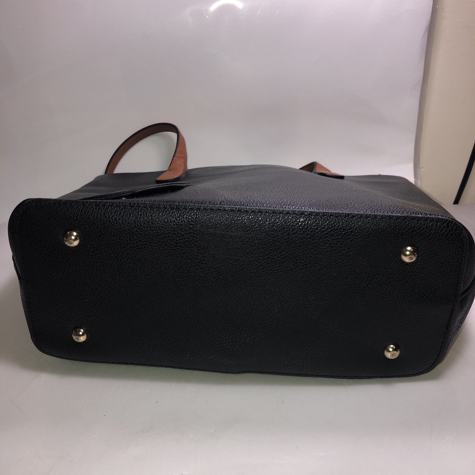Porto Vino Wine Bag Purse (Black) Porto Vino Bag 1.5L Insulated Party Tote