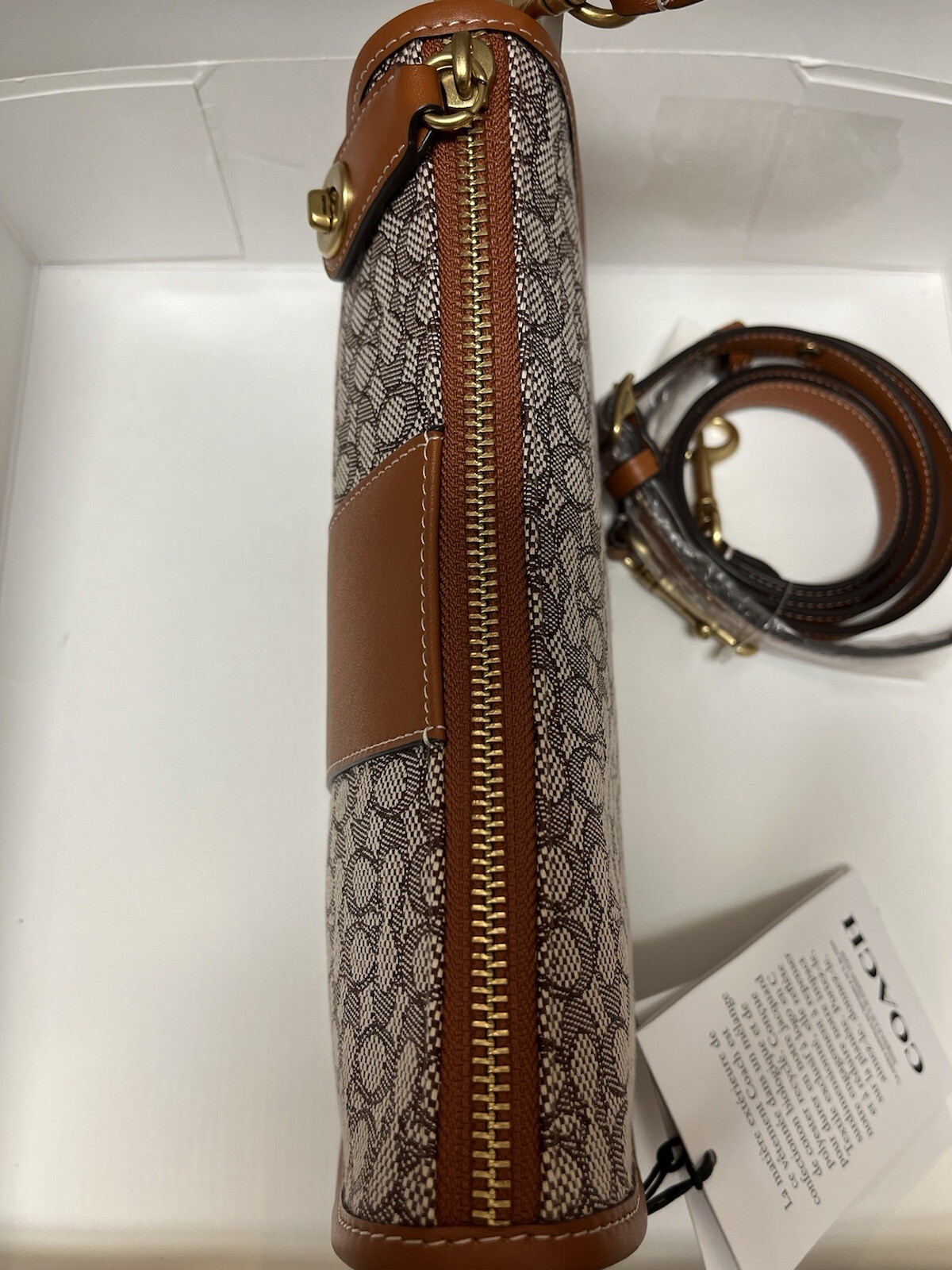 Coach Swinger leather Bag In Micro Signature Jacquard CM559