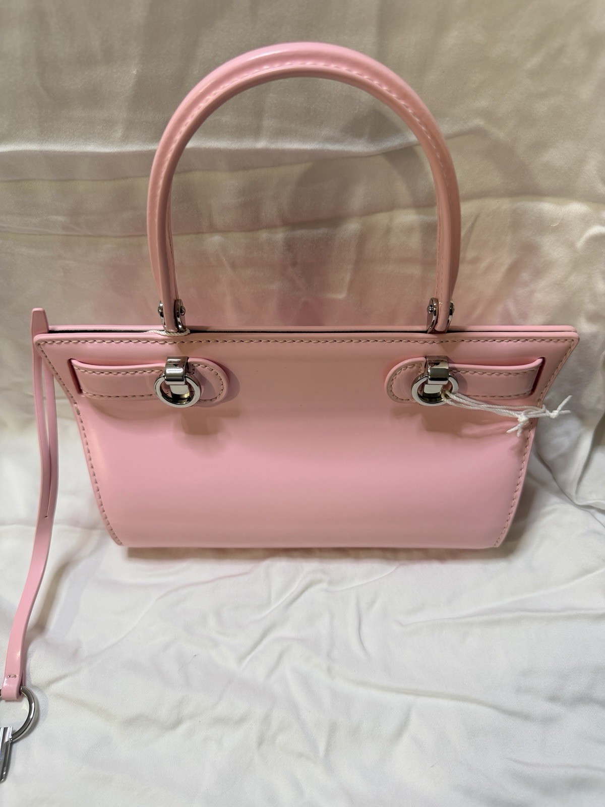 Tory-burch Petite Lee Radziwill High Shine Cat Eye Women’s Bag in Pink Plié