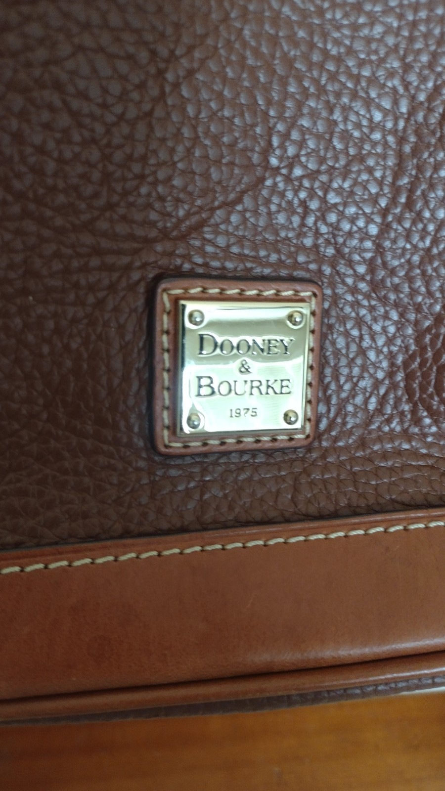 Dooney & Bourke Brown Pebbled Dome Satchel Zip Red Lined Gold Detachable Strap