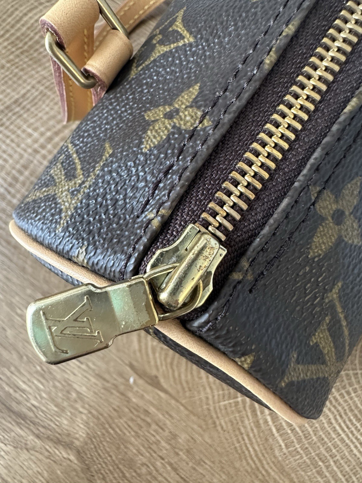 Louis Vuitton Papillon Handbag Monogram Canvas 19 Bag