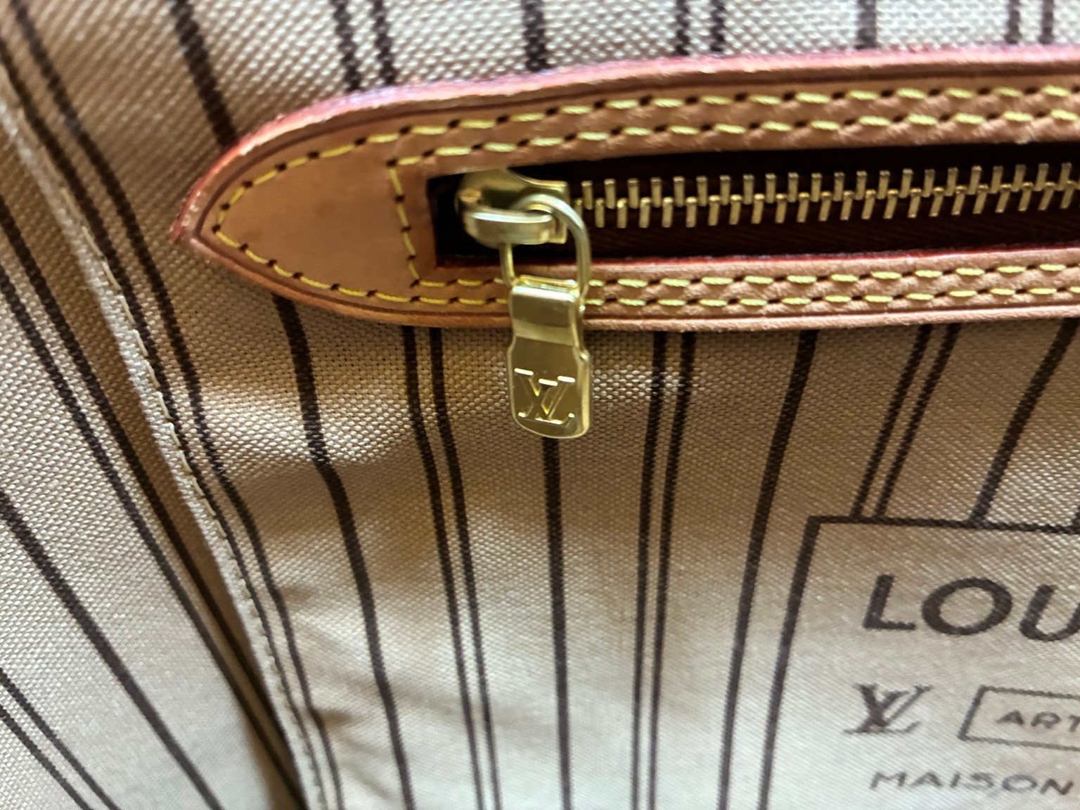 Louis Vuitton Neverfull GM Monogram Canvas Tote Box Dust Bag Made in USA