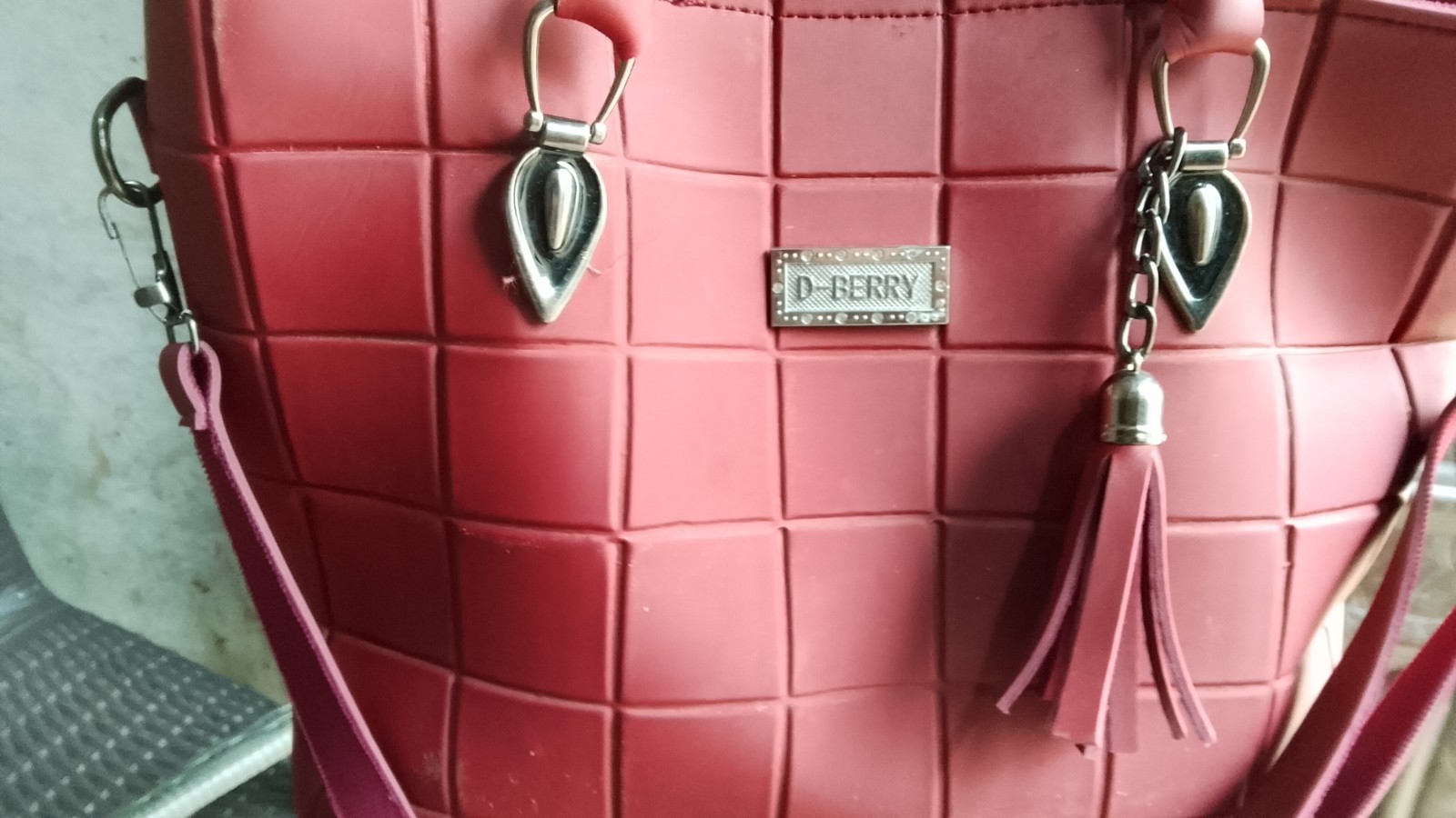 D-BERRY Women’s Handbag Burgundy Faux Leather Shoulder Tote Bag Tassel Purse