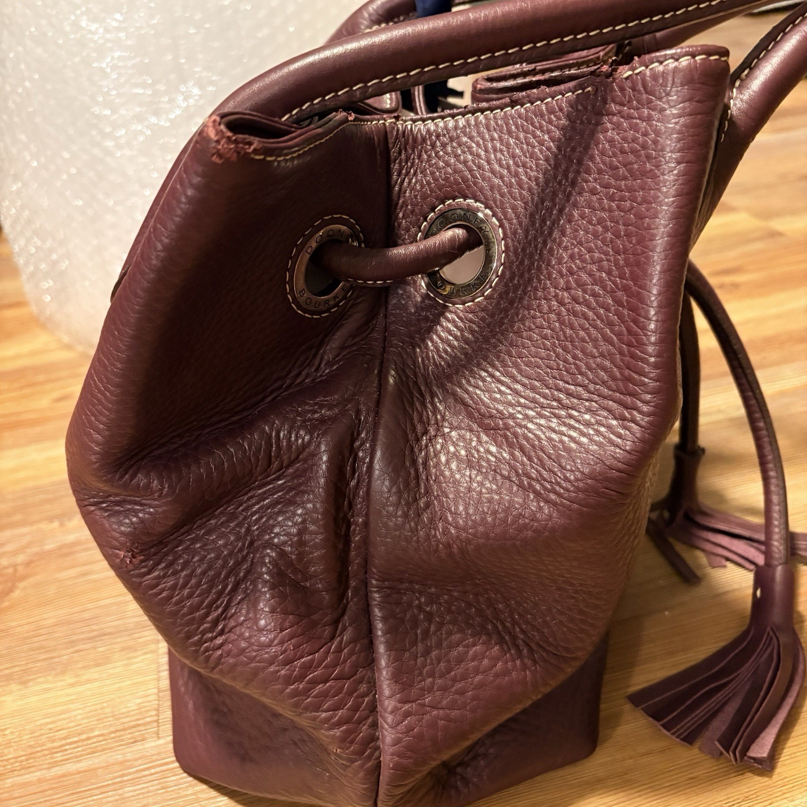 NWT Dooney & Bourke Handle Grommet Drawstring Bag Grape Purple Leather 2P770 GP