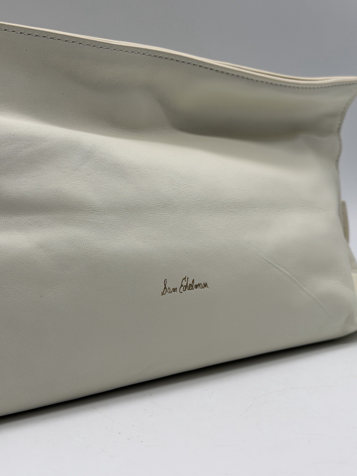 SAM EDELMAN Poppy oversized leather drawstring clutch + Dust bag WHITE/OFF WHITE