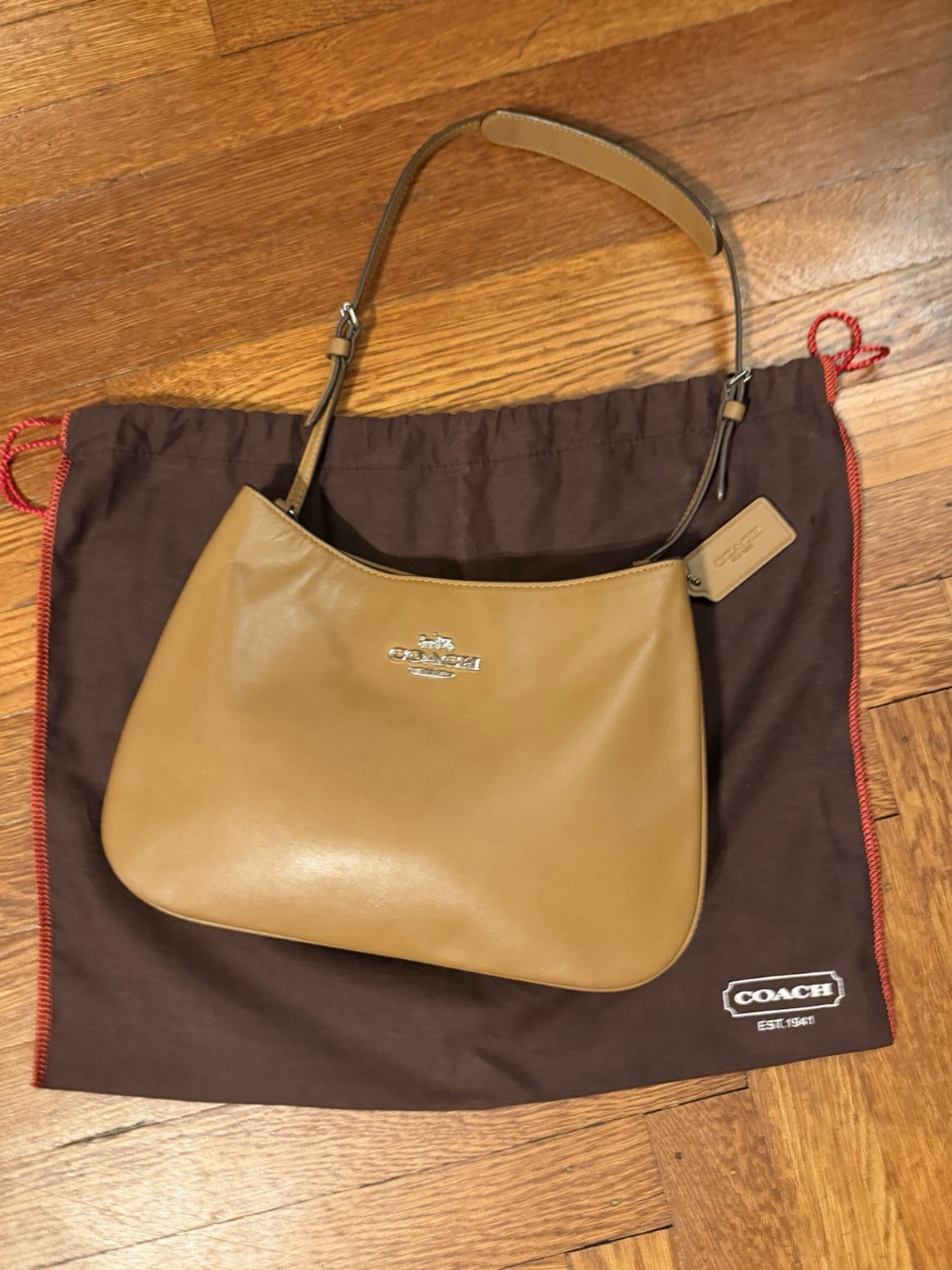 Coach Women’s Small Brown Zip Crescent Shoulder Bag Silver HW Hang Tag Dust Bag!