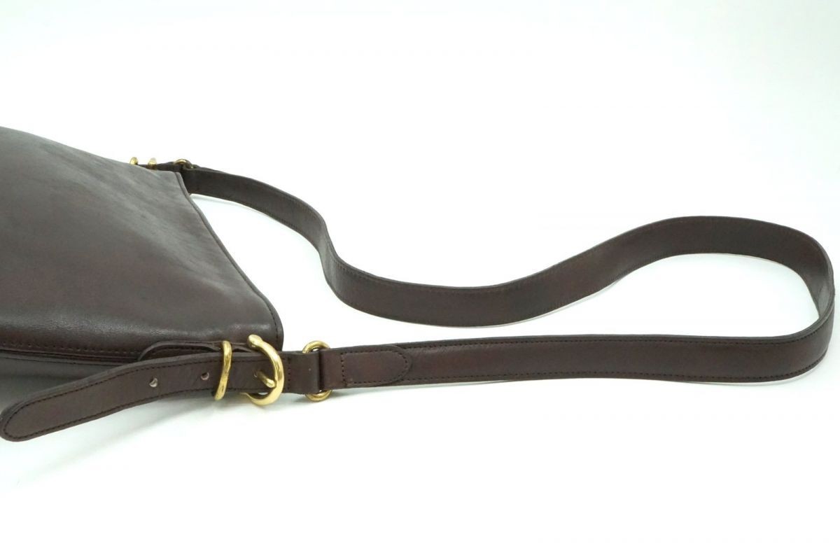 Old Coach Vintage Shoulder Bag 9802 Made in USA Crossbody Gold Hardware Grained