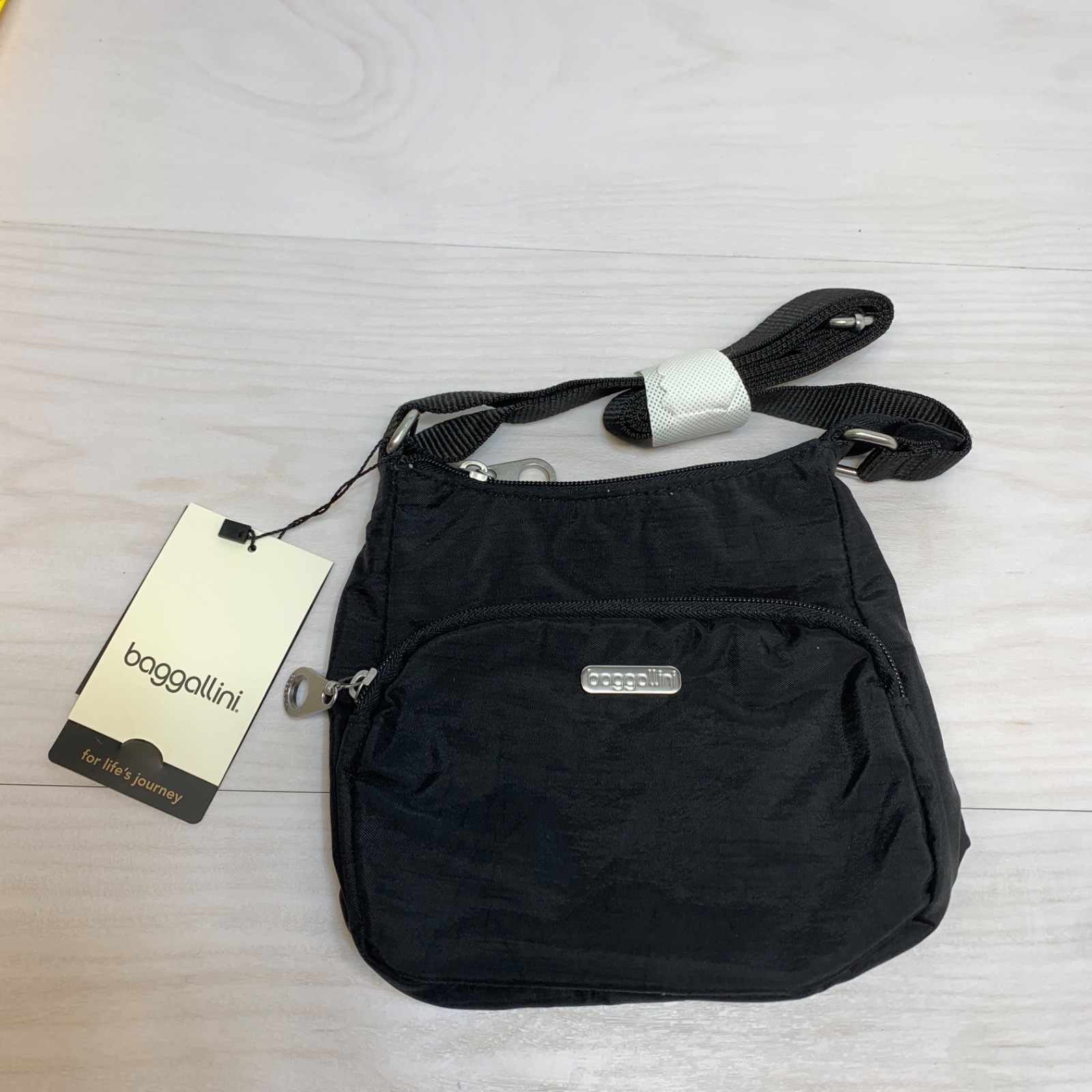 Baggallini Small Joey Bagg Women’s Crossbody Bag SOLID BLACK ~ NWT $58