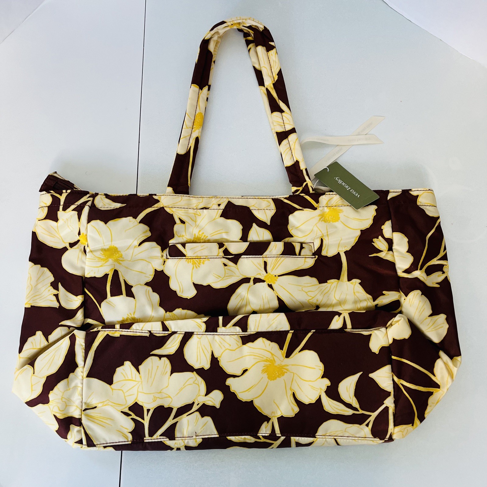 NWT VERA BRADLEY Hathaway Tote Scattered Anemones in Nylon Twill