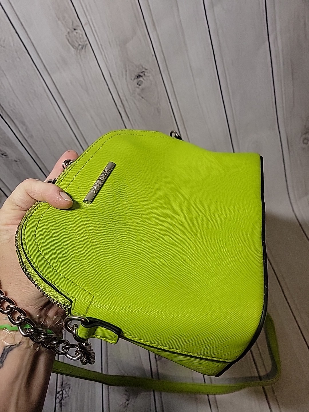 Steve Madden BMaggie Crossbody Bag Purse Lime Green Dome Silver Chain Strap