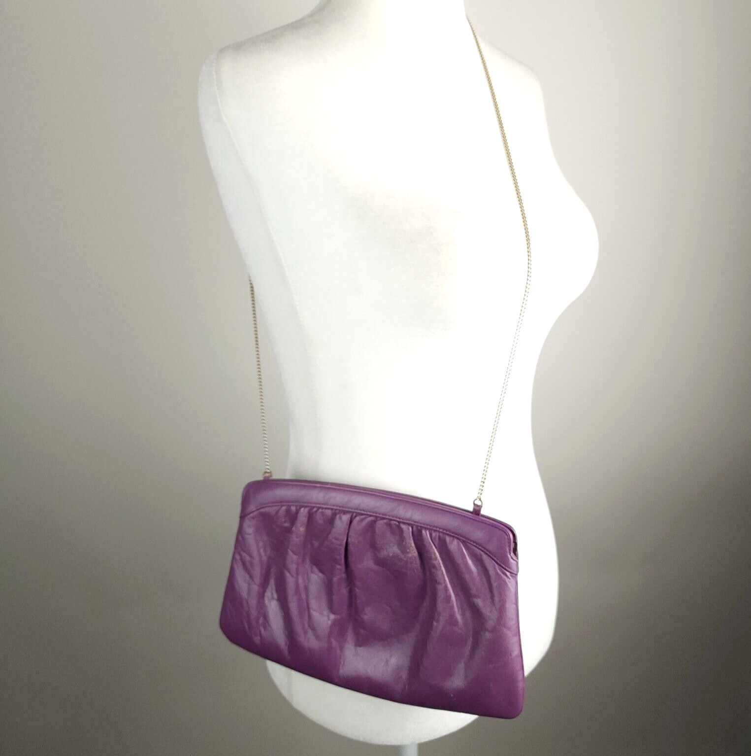 Vintage 70s 80s Morris Moskowitz Handbag Chain Purse Purple Genuine Leather
