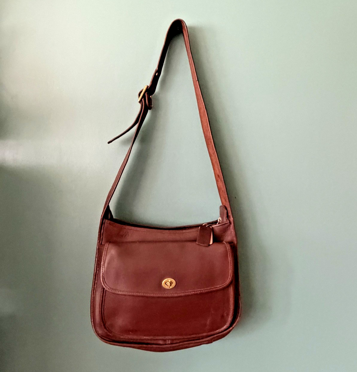 Vintage COACH Leather TAFT BAG #9980 Adjustable Crossbody Messenger USA