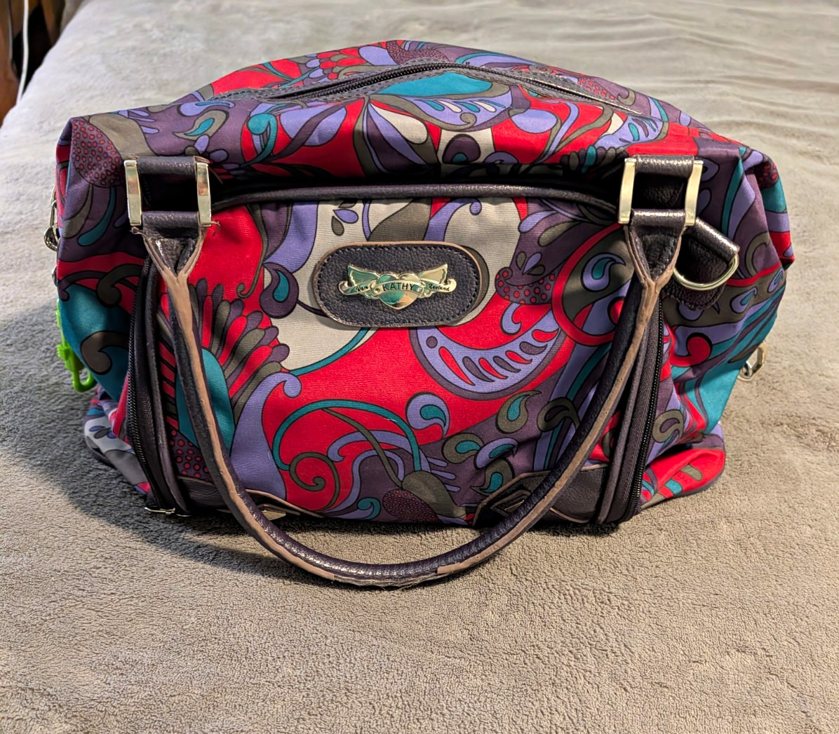 Kathy Van Zeeland Women’s Multicolor Red Paisley Satchel Zip Lined Pockets Strap