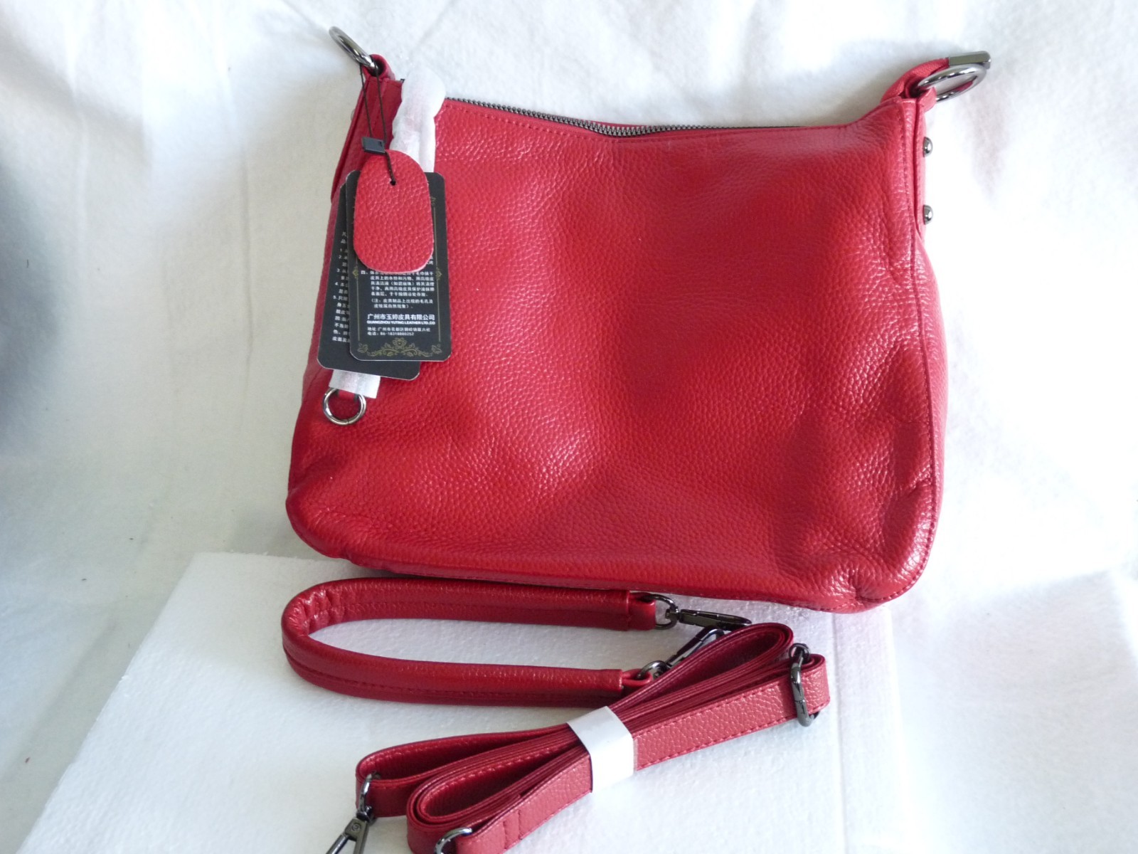 New Model Fashionable RED Leather Shoulder Crossbody Medium Messenger Bag NWT