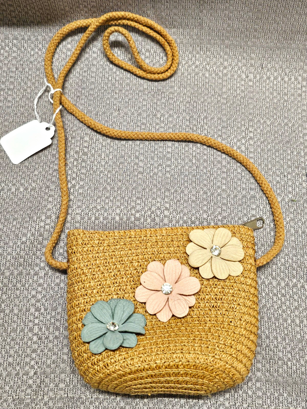 Girls Tan Straw Woven Floral Applique Small Crossbody Bag Zip Closure – Purse!