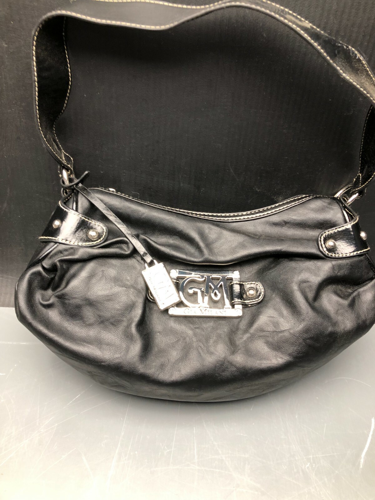 GIA MILANI BLACK SHORT STRAP SILVER LOGO 12″ PURSE NEW