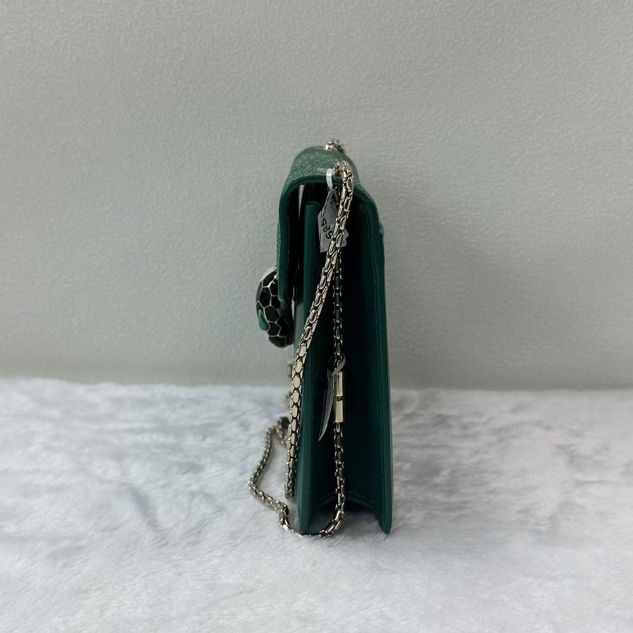 Auth Bvlgari Serpenti Green Calfskin Chain Crossbody bag with Dust bag/