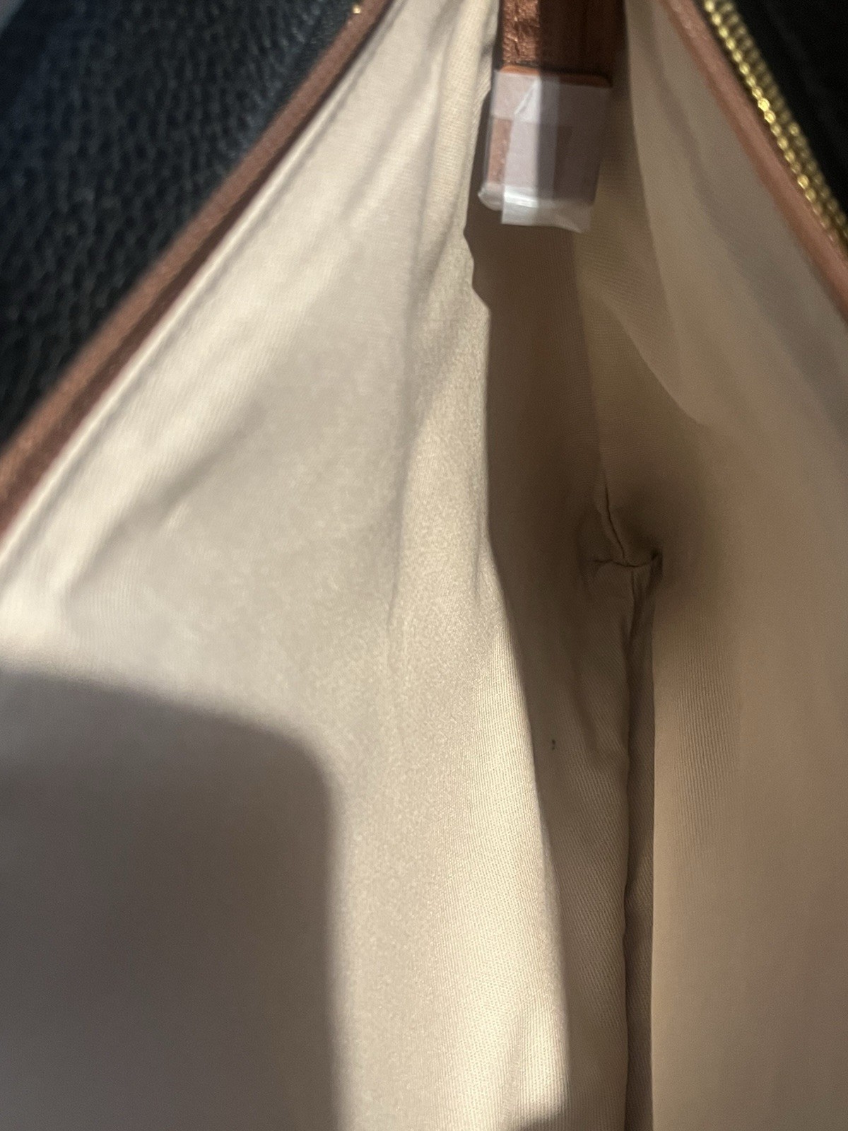 Oroton 13” Anika Leather Tote Bag With Laptop/ Tablet Cover- New