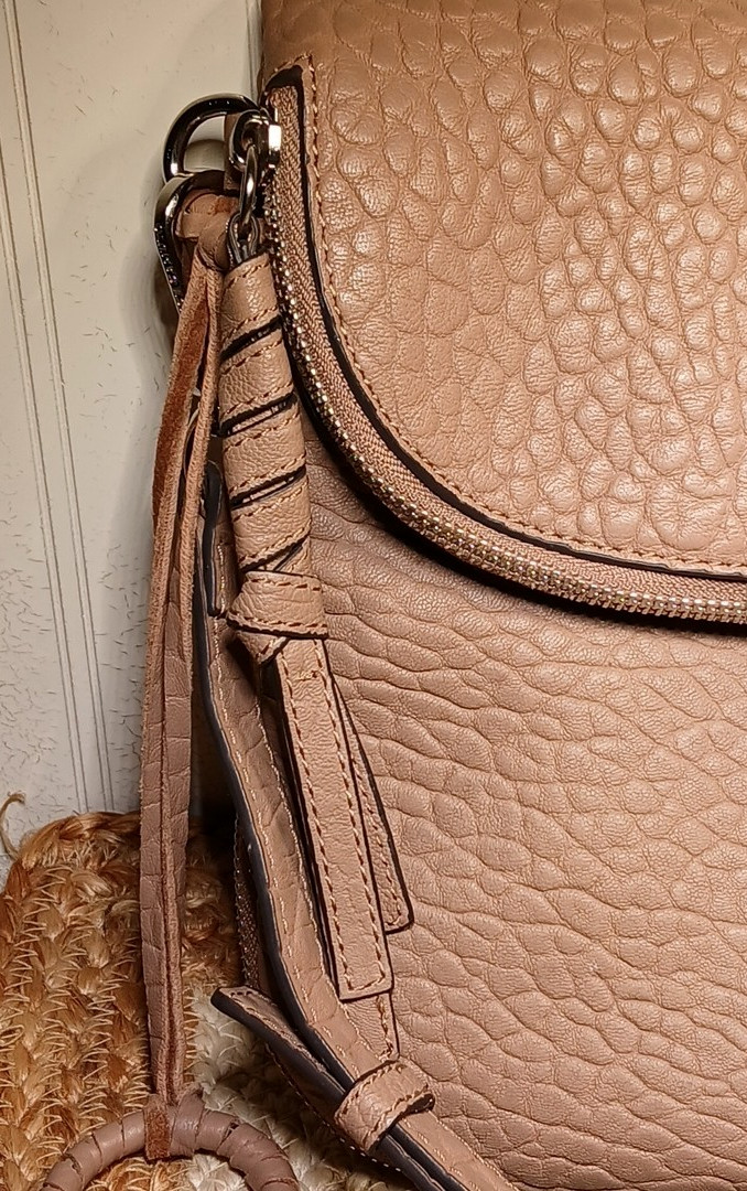 Vince Camuto Genuine Leather, Crossbody Shoulder Bag/Color: Cashmere