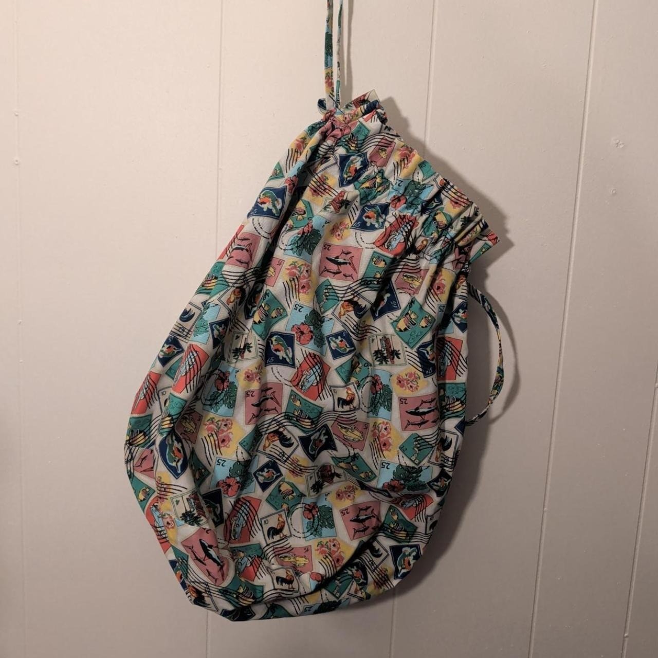 Womens Vera Bradley Multi Cuban Stamp Drawstring Bag OS Excellent Travel Pouch