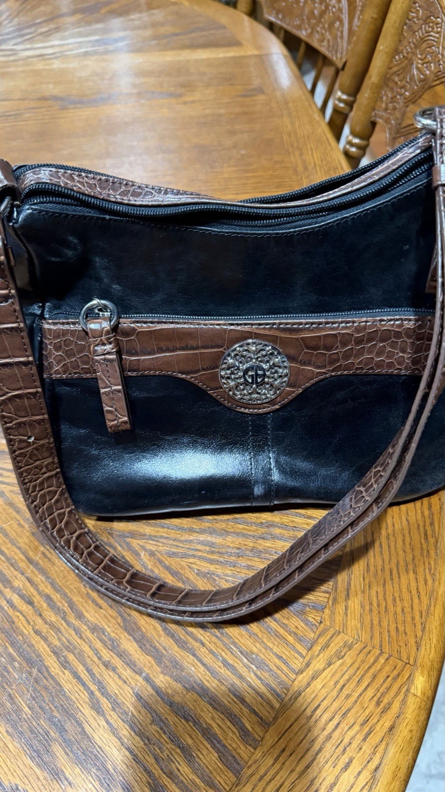 Giani Bernini Black Distressed Leather With Brown Faux Crock Trim Shoulder Bag