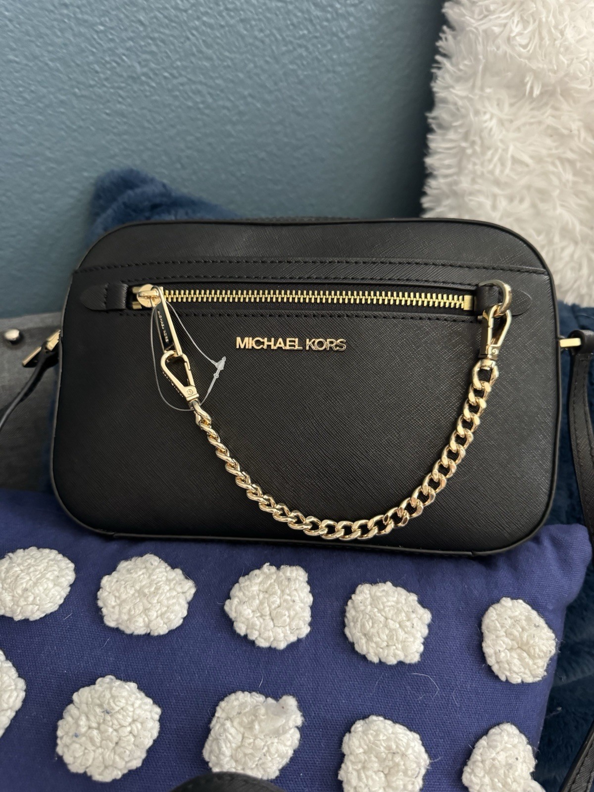 Michael Kors Black Crossbody Bag Zip Closure Gold Hardware Chain Accent Strap