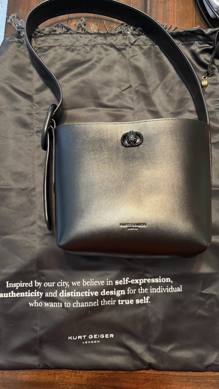 Kurt Geiger London Small Drench Chelsea Leather Bucket Bag