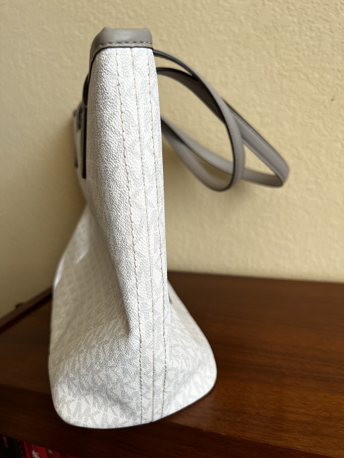Michael Kors Fulton Sport Medium Top Zip Tote White Multi/Gray