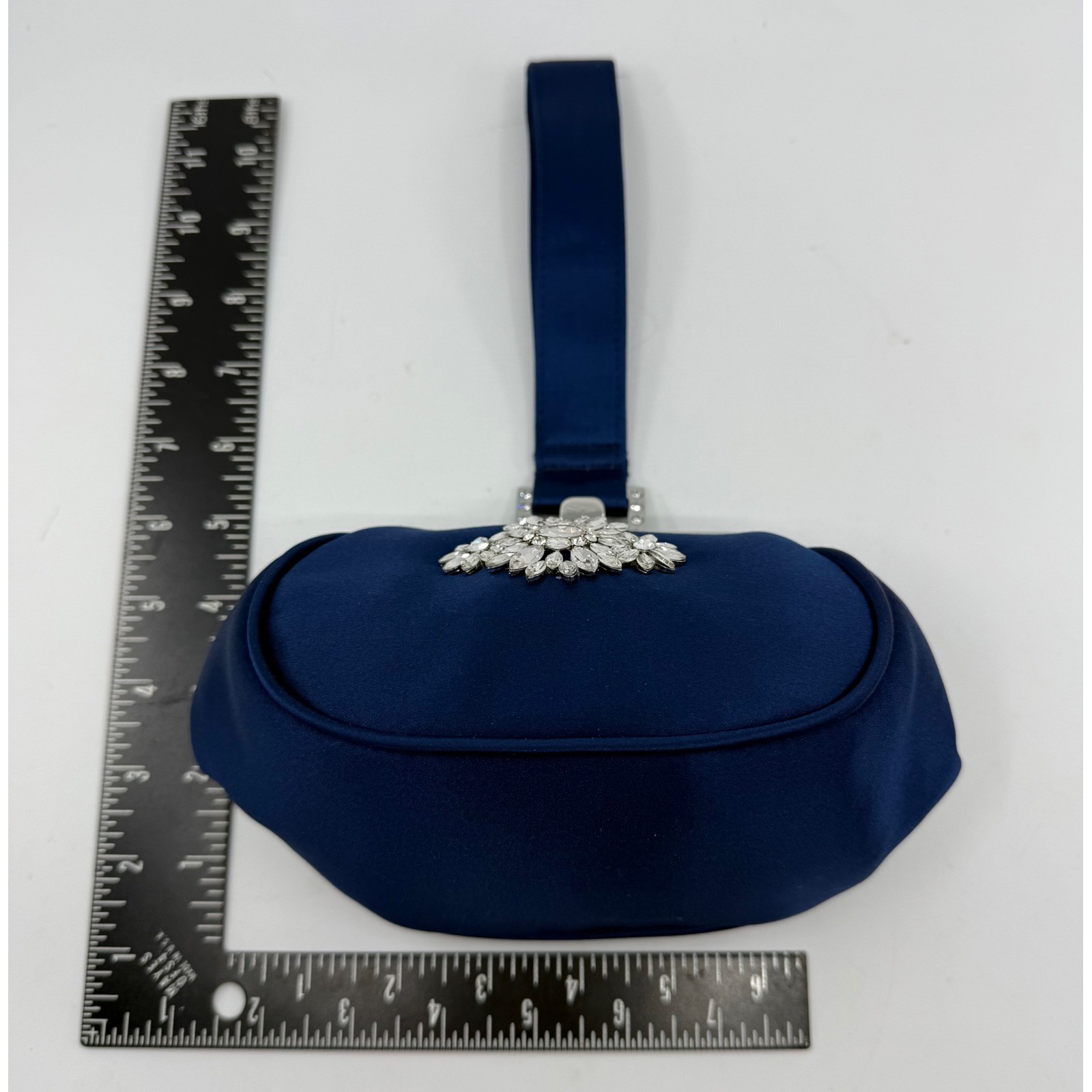 Badgley Mischka Addison Navy Satin Crystal Brooch Evening Clutch Bag BLBG-10133