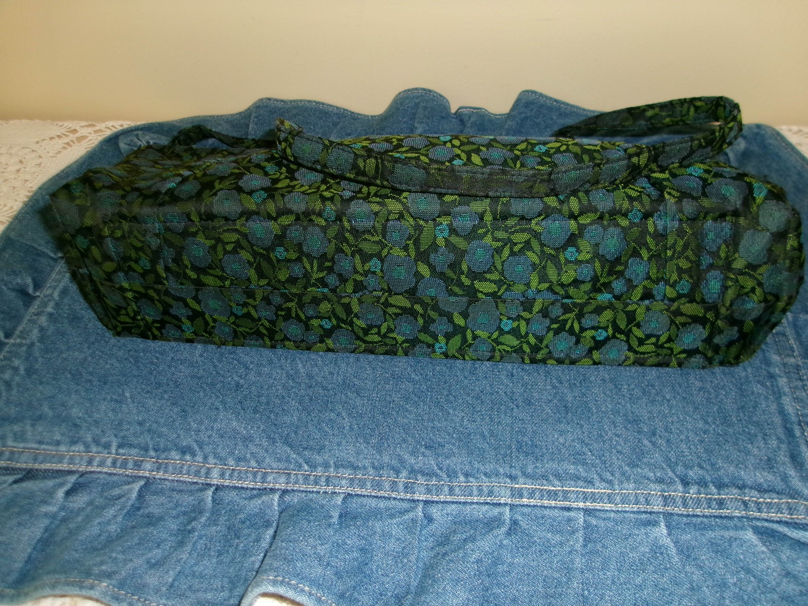 Maruca~ Pretty Jacquard Fabric Baguette Style Shoulder Bag~Blue Floral~Co. USA