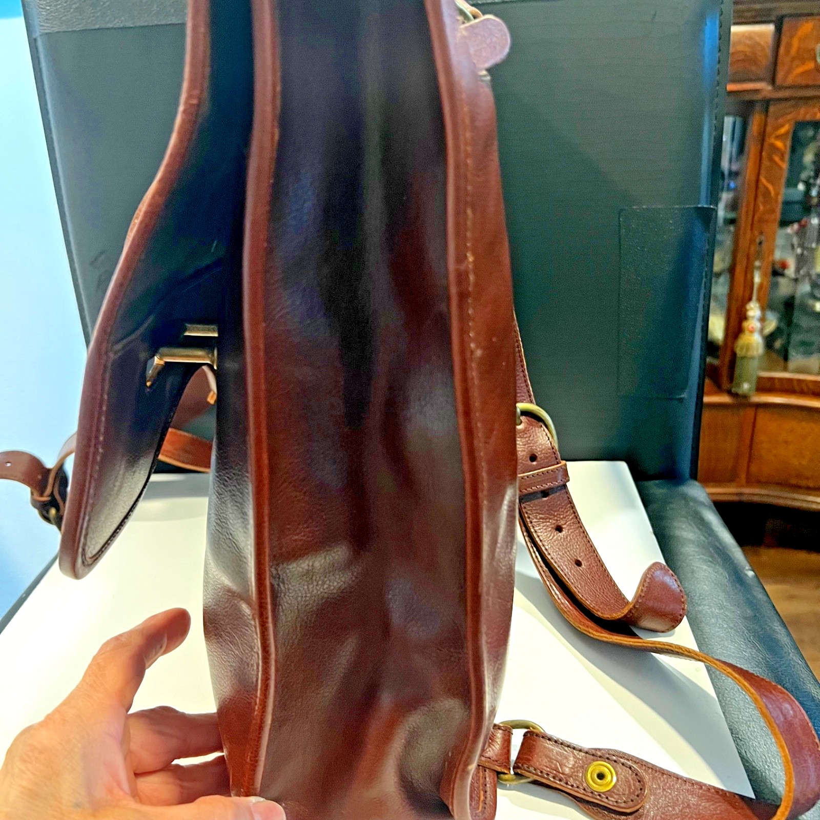 IL BISONTE All Leather Backpack – Brown-