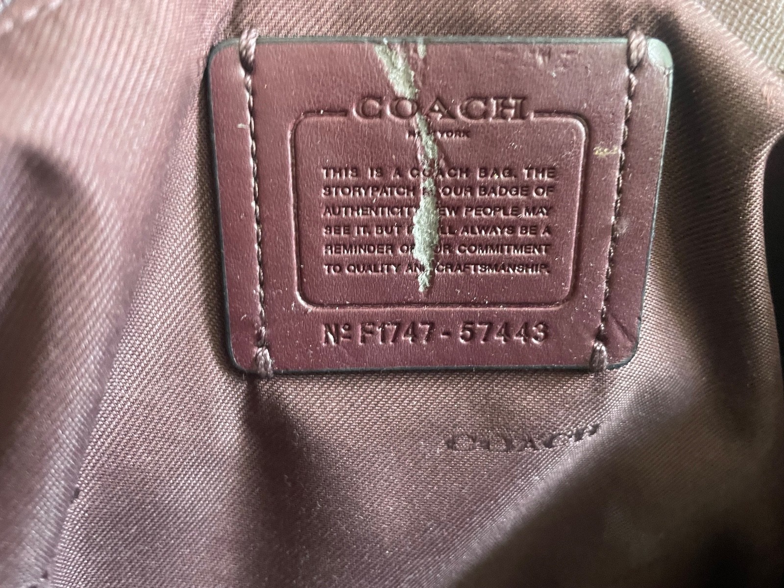 Coach Tote Bag Dark Magenta Leather Turnlock Gold Plate 57443