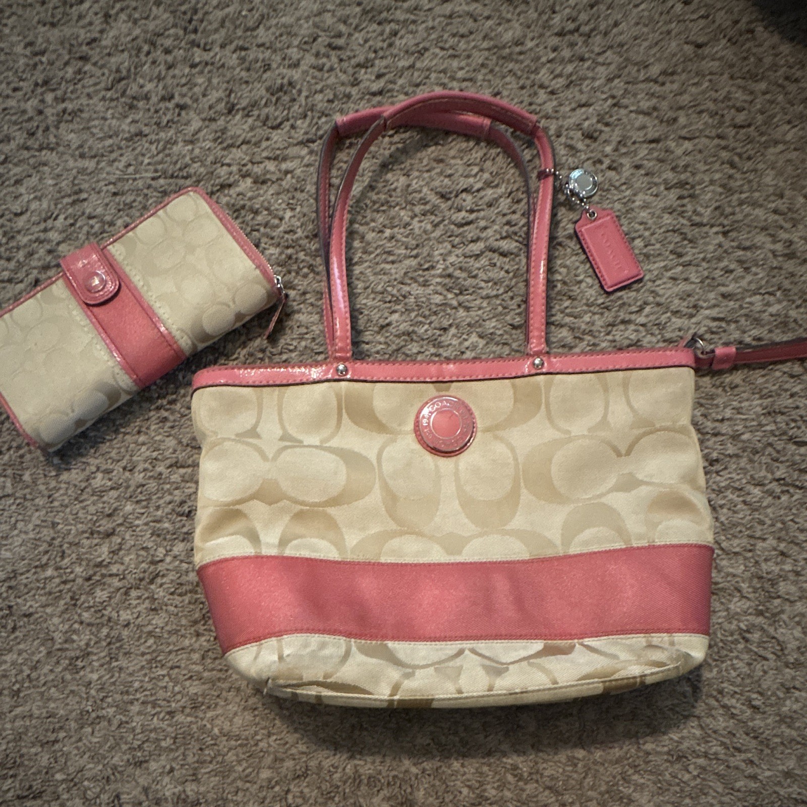 Coach Signature Beige/Pink Tote Bag Zip Closure Double Handles Pockets + Wallet