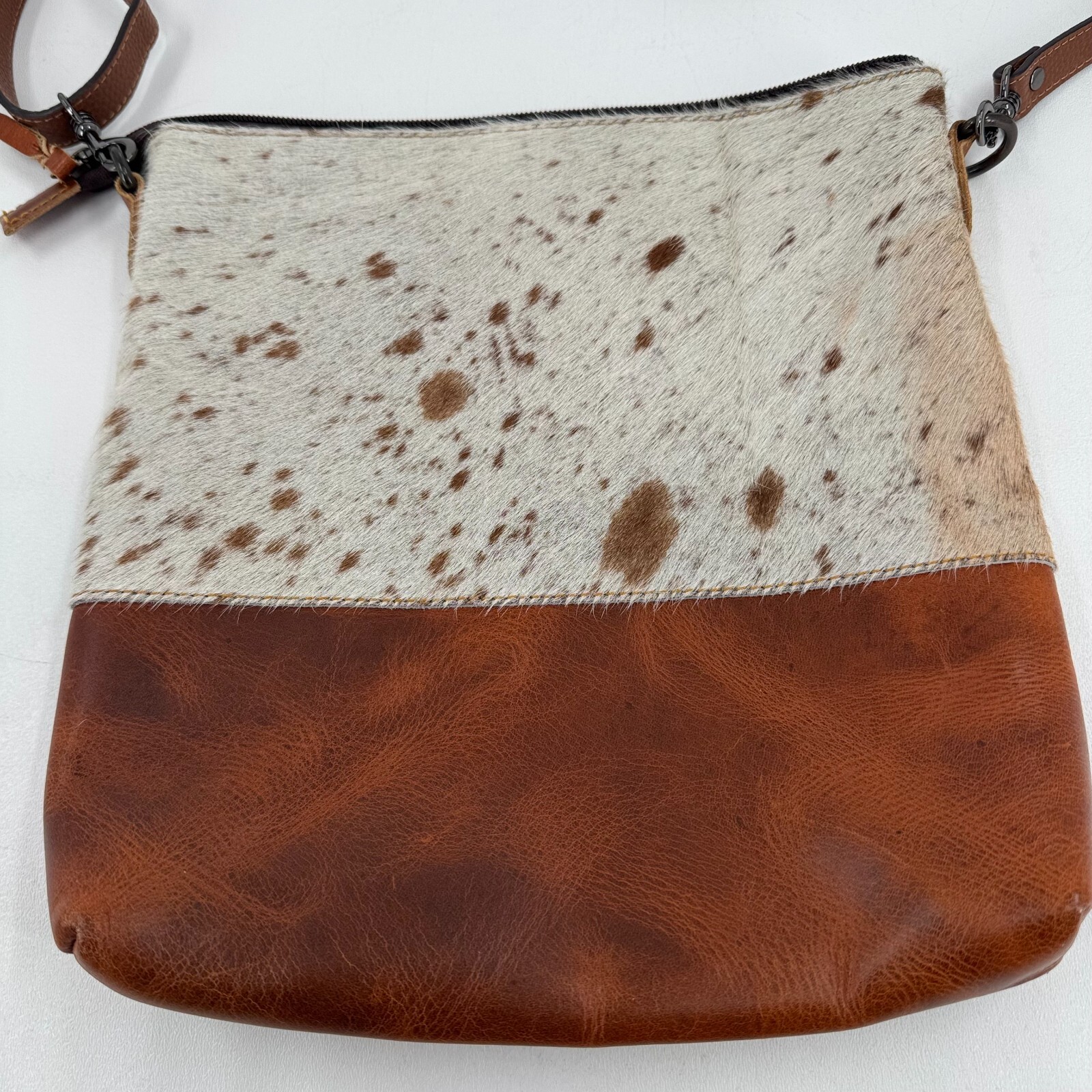 Ranch Junkie Crossbody Purse WOMENS Brown Leather Zip Close Shoulder Bag