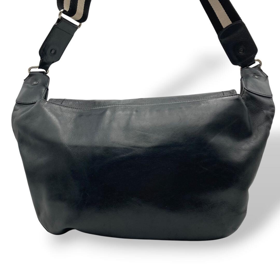 Bally Black Leather Trainspotting Shoulder Bag Adjustable Strap Women 42cm