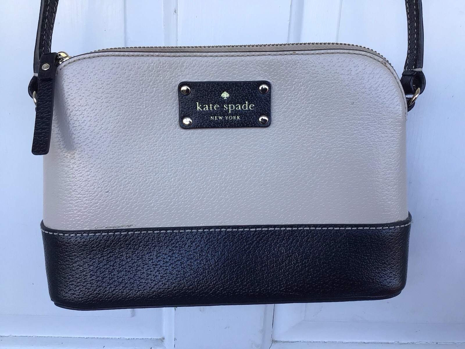Kate Spade New York Bay Street Hanna Crossbody Bag – Pebbled Leather