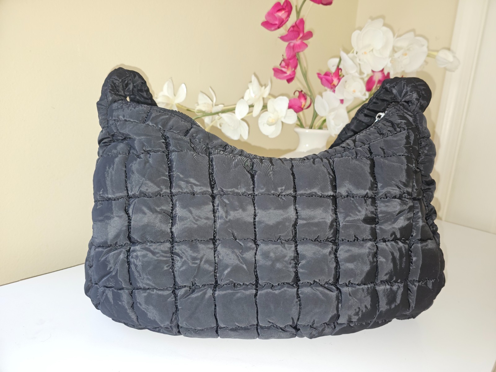 Womens Black Nylon Quilted Large Puffer Tote Shoulder Carryall Bag Side Pockets