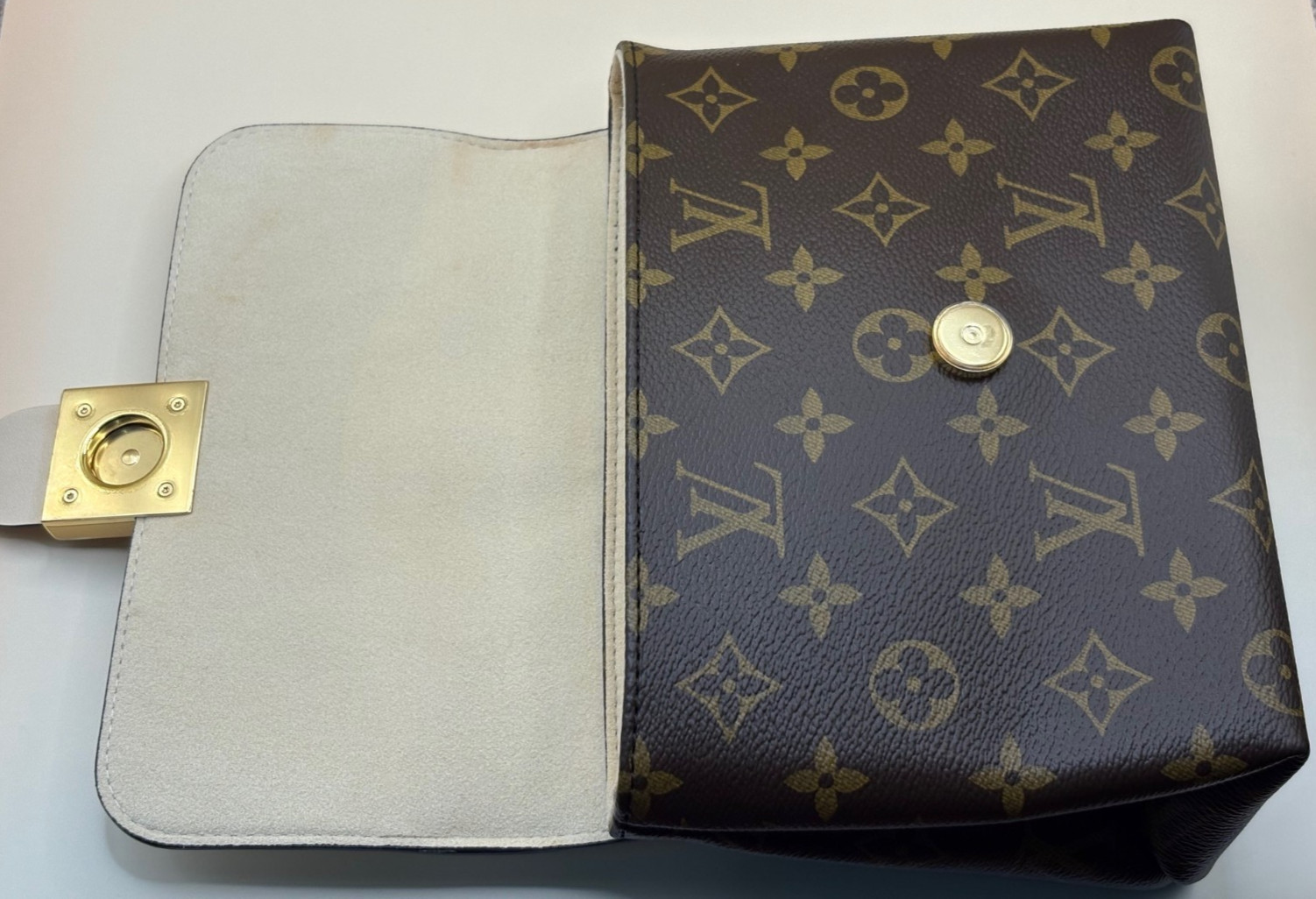 Louis Vuitton Locky BB Monogram Canvas Neutral/Brown Small Handbag