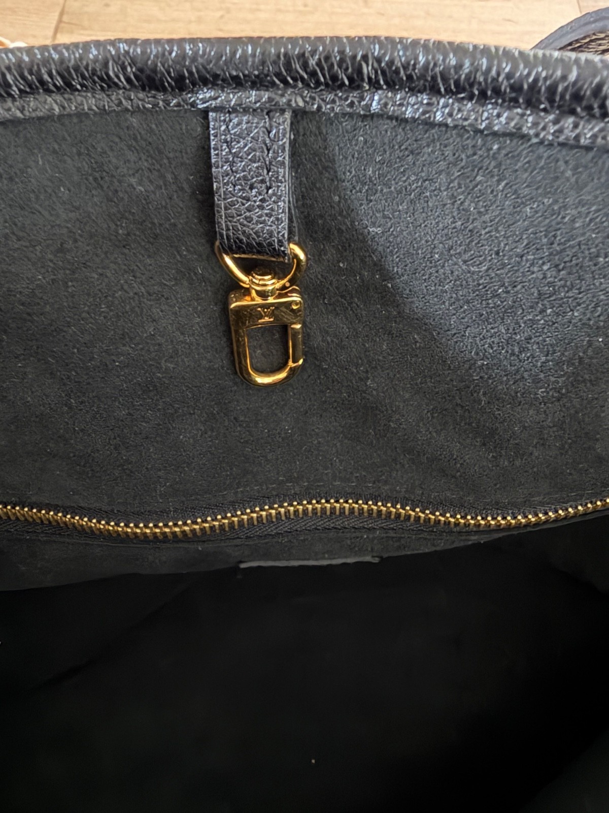 Louis Vuitton Neverfull MM Empreinte Giant Monogram Black/Beige with the pochett