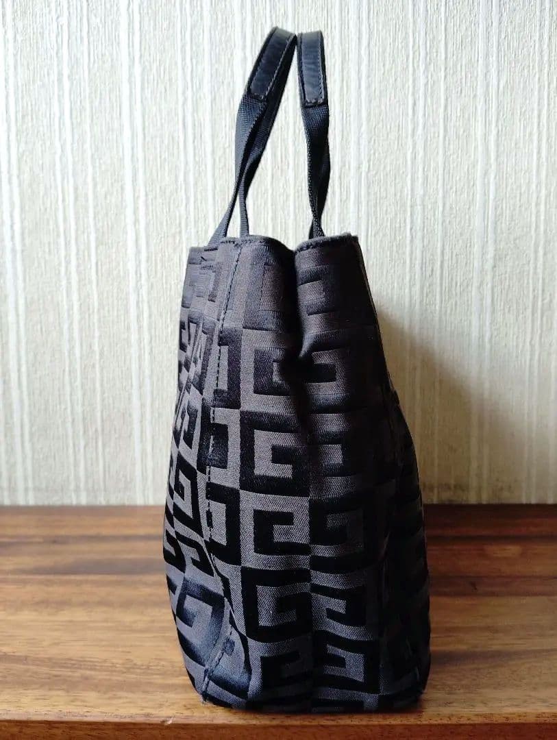 Givenchy Mini Tote Bag 4G Logo Canvas Black Grau 80cm Japan