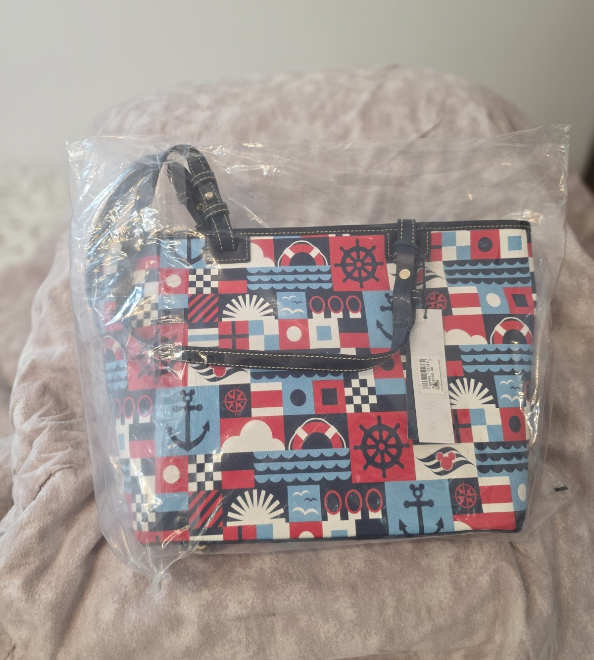 Dooney & Bourke Disney Cruise LINE Medium Zip Tote Bag