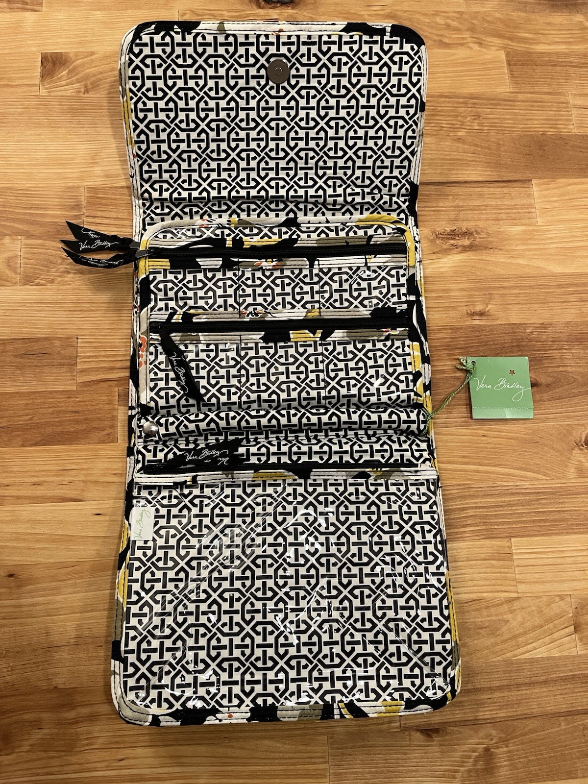 VERA BRADLEY Cosmetics Jewelry Folio Folding Bag Dogwood Pattern BRAND NEW