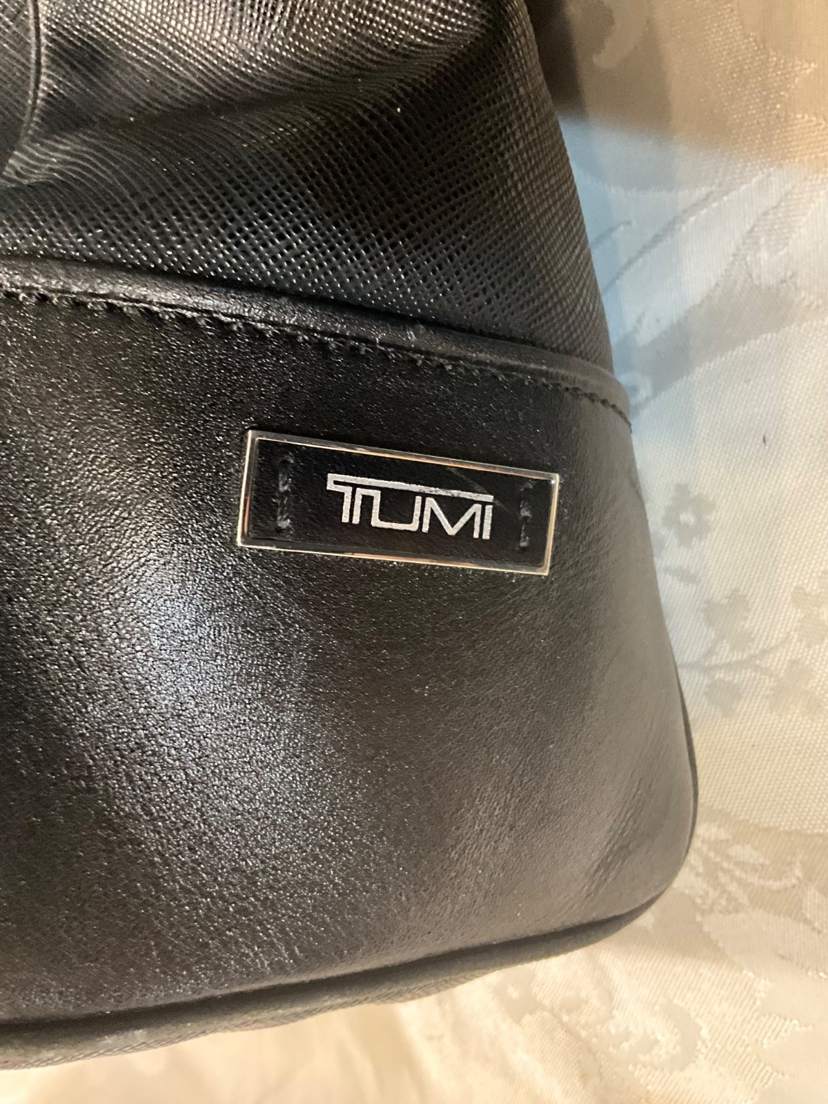 TUMI Bag/Satchel Leather Large Black w/Lock/key/ Travel/Business Original Mint